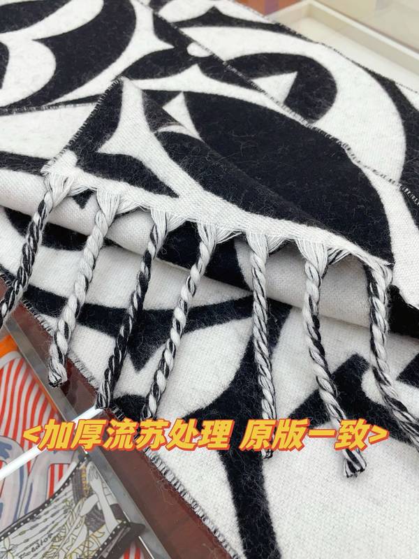 Louis Vuitton Scarf LVC00467 Louis Vuitton Scarf LVC00467